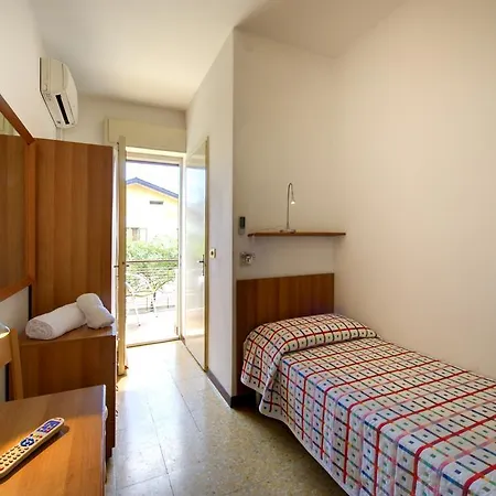Hotel Ornella *